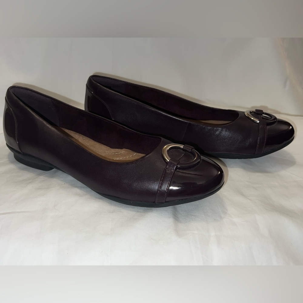 Clarks Sara Bay Leather Ballet Flats Women's Size 9.5